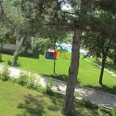 Hotel балнеохотел роза