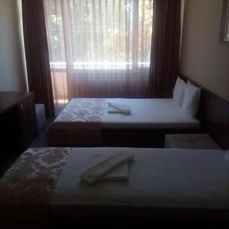 Hotell балнеохотел роза Streltja