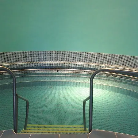 Hotell балнеохотел роза Streltja