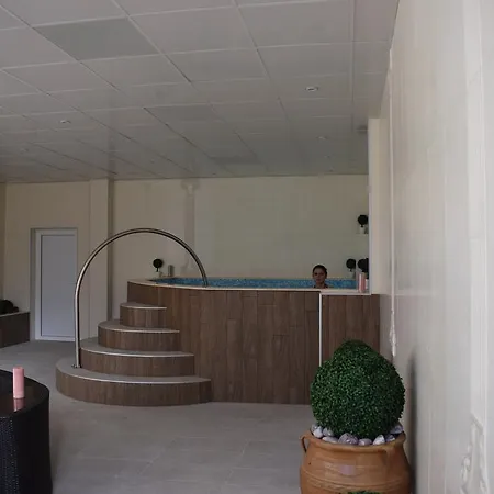 ホテル балнеохотел роза