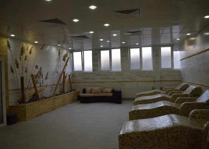 Хотел балнеохотел роза Стрелча