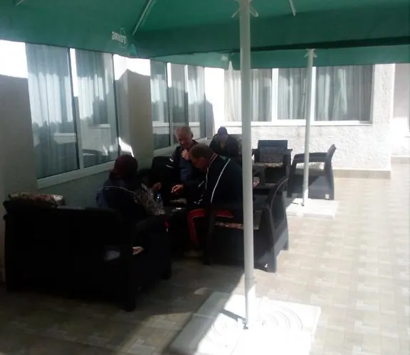 Хотел балнеохотел роза 2*